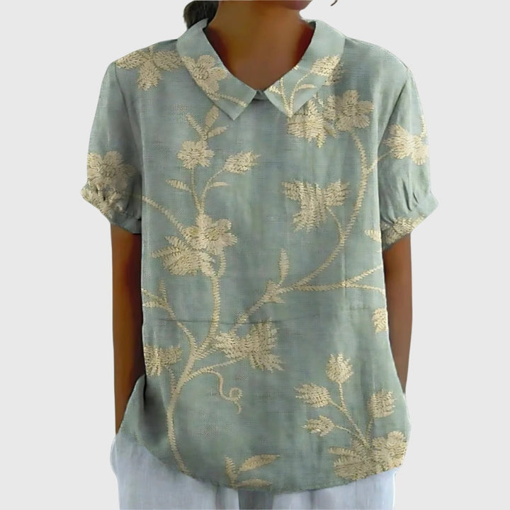 Blusa floral de lino para mujer, manga corta, cuello, estilo casual y fresco de verano.