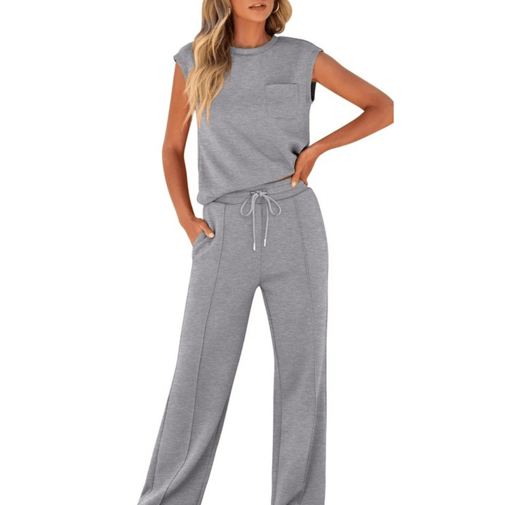Conjunto de salón para mujer, cómodo y elegante. Perfecto para el día a día, ropa de casa o casual versátil.