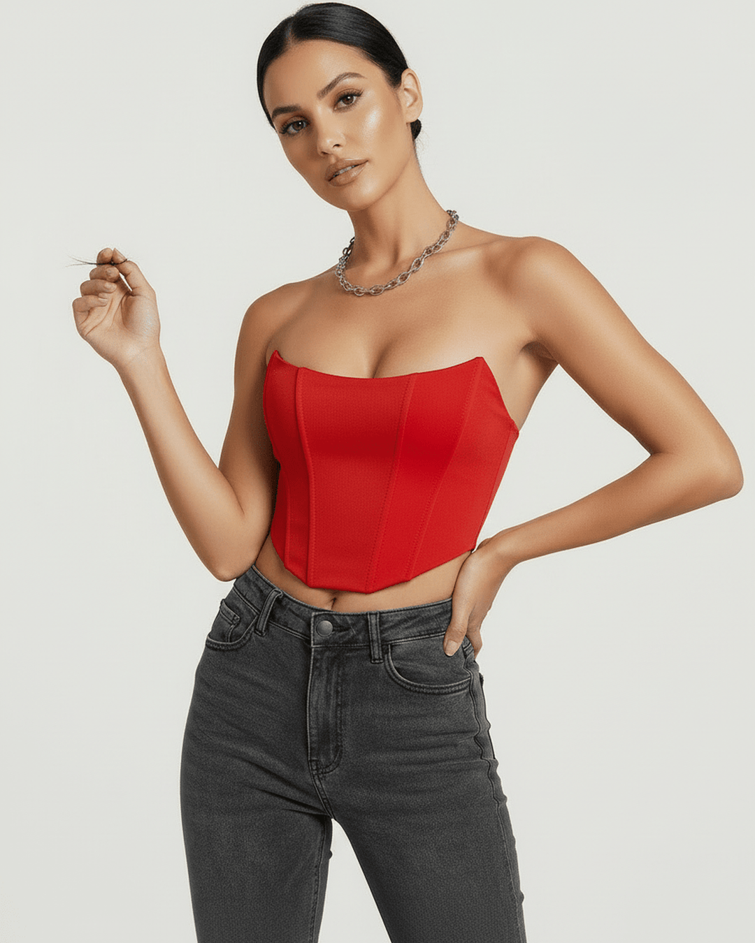Top corsé Solara rojo estructurado para mujer. Moda de fiesta con estilo sin tirantes, realza tu figura.