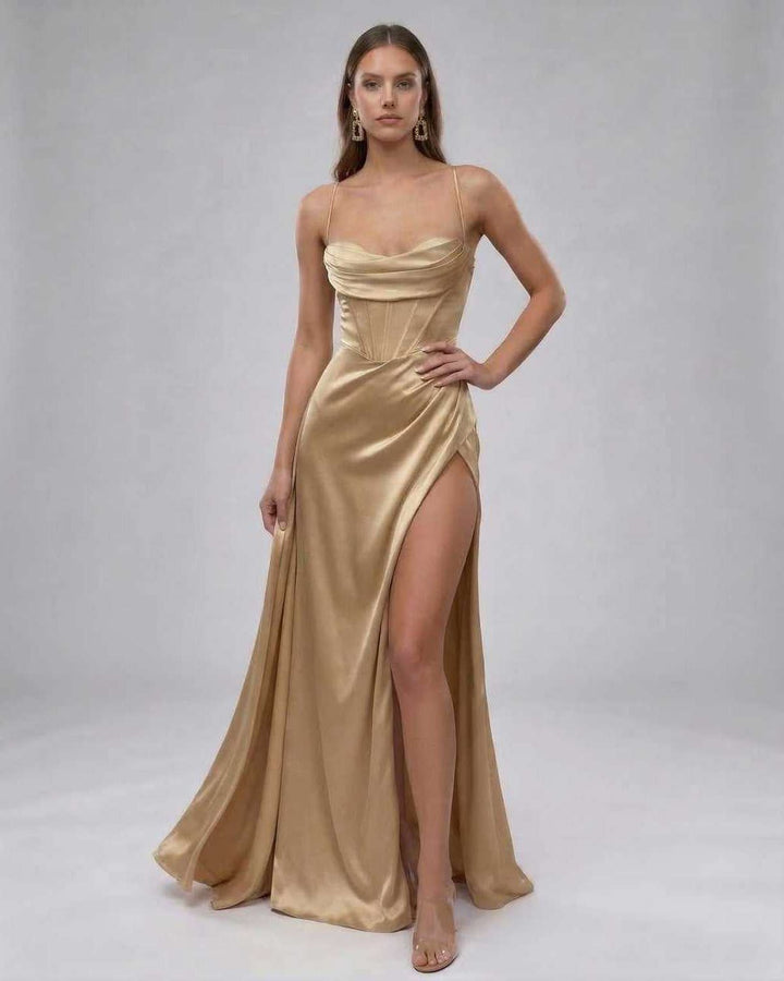 Vestido formal para ocasiones especiales, con escote corazón y corte largo, moda de noche femenina.