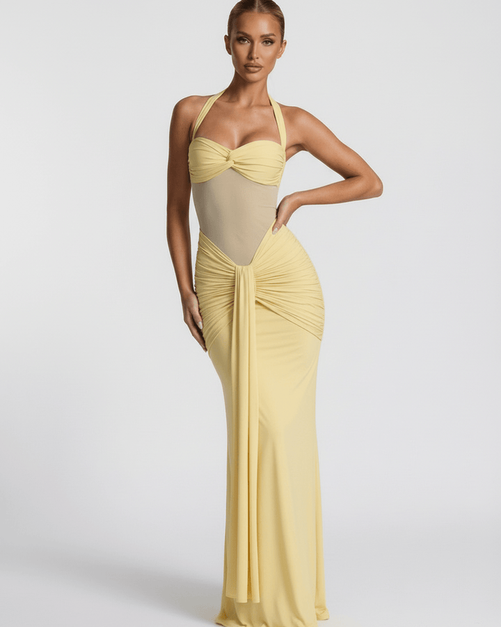 Vestido de fiesta blanco para mujer, estilo maxi halter. Diseño sirena sofisticado para eventos especiales.
