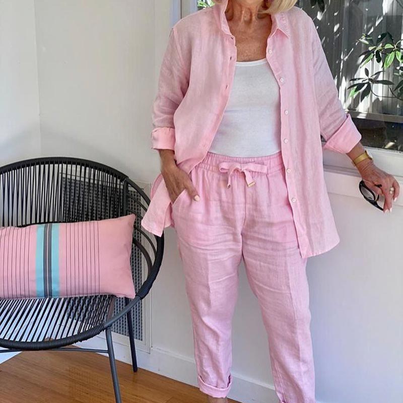 Conjunto casual de dos piezas lounge Sierra suave para mujer, ropa de casa versátil, moderna y muy cómoda.