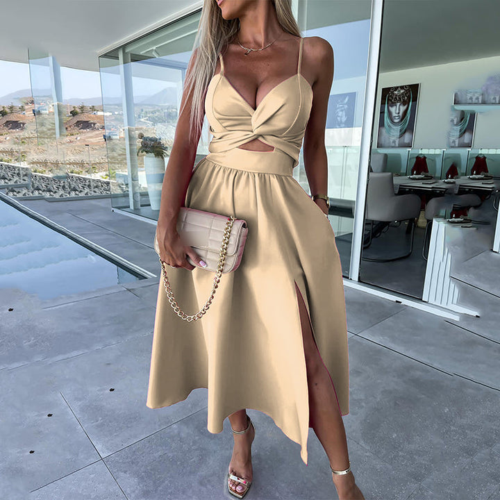Ropa de verano para mujer: vestido corto ligero y muy elegante.