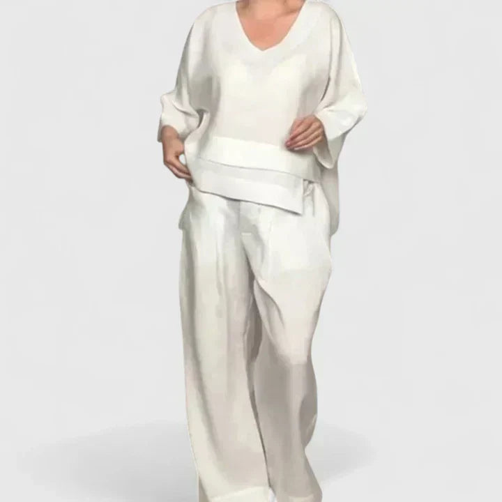 Conjunto dos piezas para mujer, ligero y cómodo, ideal para un look casual de verano con elegancia sutil.