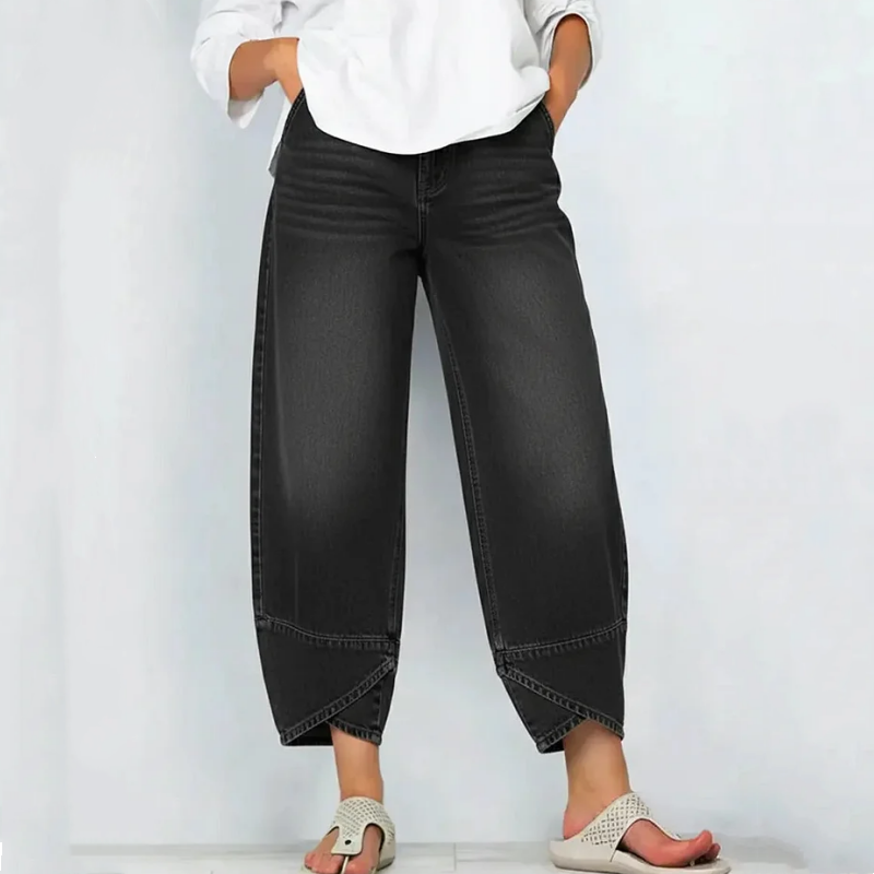 Vaqueros cropped de pierna ancha para mujer, corte relajado. Comodidad y tendencia en un look casual.