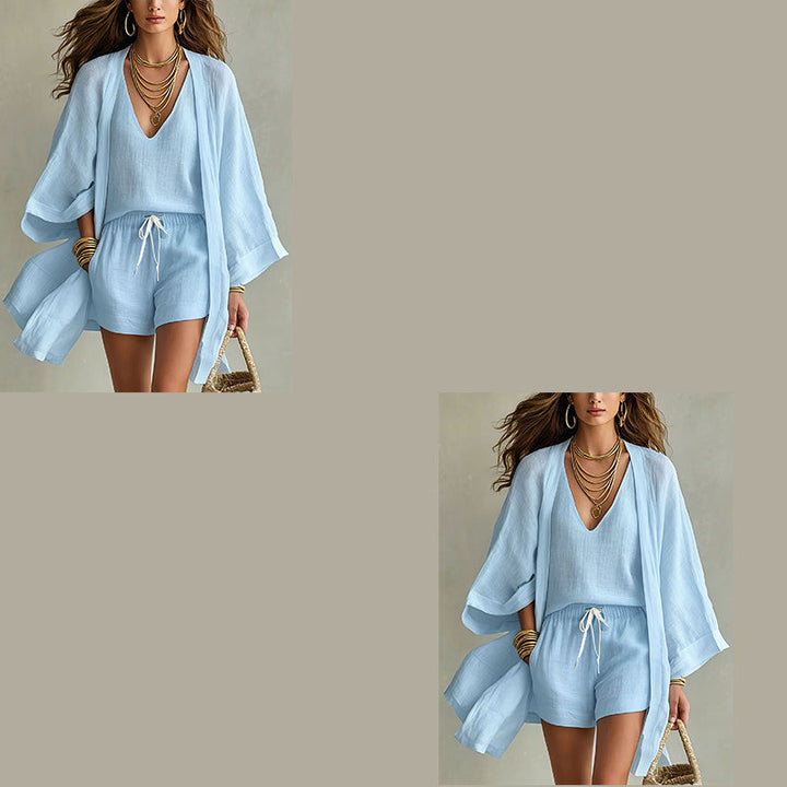 Ropa de descanso elegante: conjunto resort de kimono, blusa y short para el verano.