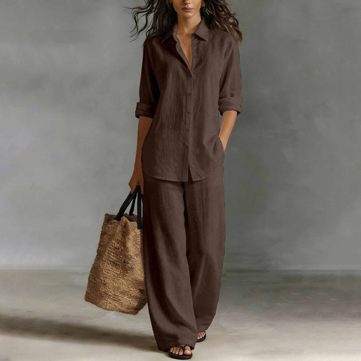 Conjunto primaveral/verano para mujer: camisa ligera abotonada y pantalón ancho fluido. Estilo chic, fresco y cómodo.