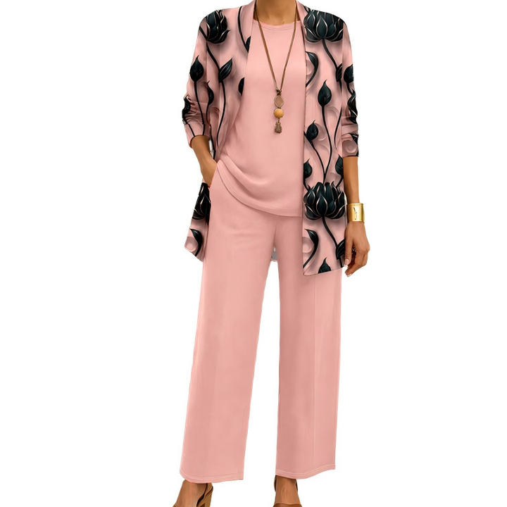 Cárdigan estampado, blusa y pantalón fluido: conjunto de mujer tres piezas, elegante y versátil para primavera.