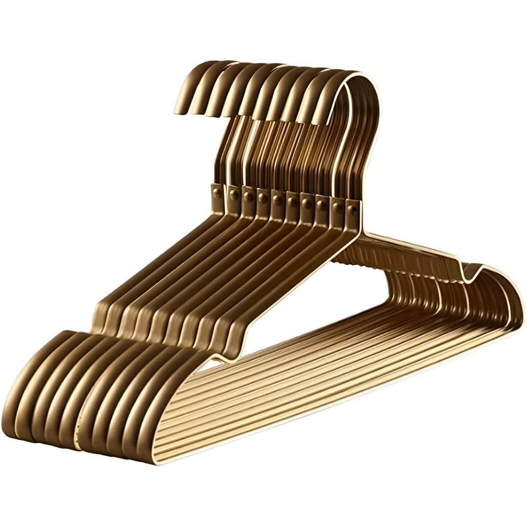 Set de perchas de aluminio antideslizantes, ahorra espacio y lujo para la organización de ropa en casa.