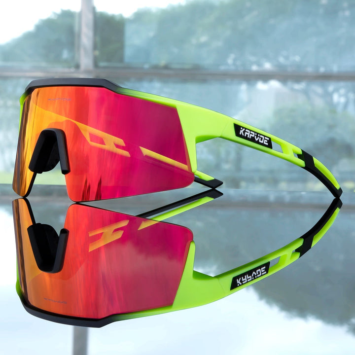 Gafas de sol polarizadas para hombre. Máxima protección UV, reducen el deslumbramiento. Ligeras y cómodas.