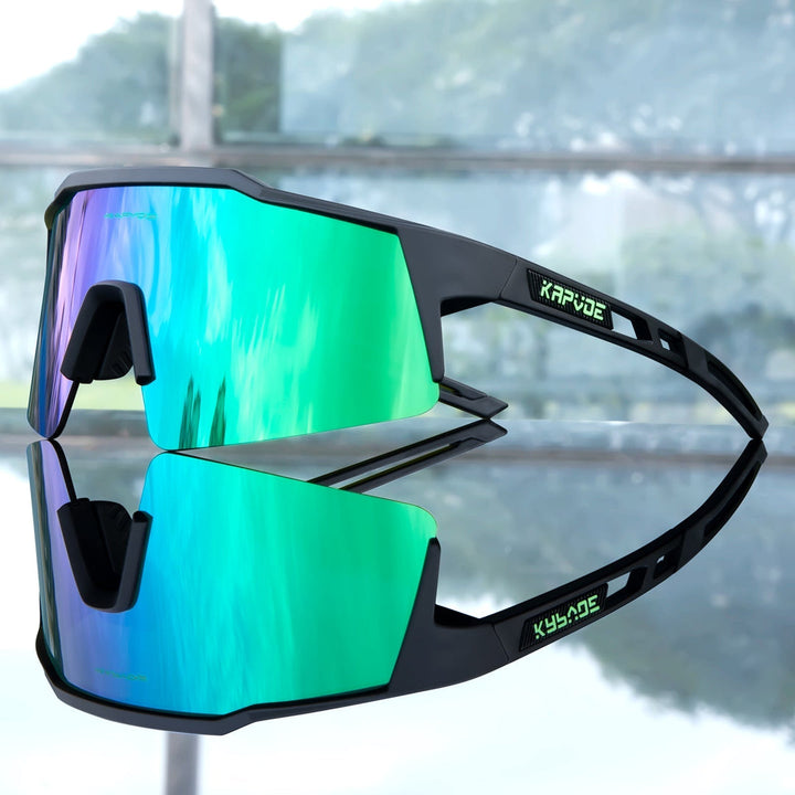 Gafas de sol deportivas polarizadas para hombre. Protección UV, ligeras. Ideales para actividades al aire libre y moda.