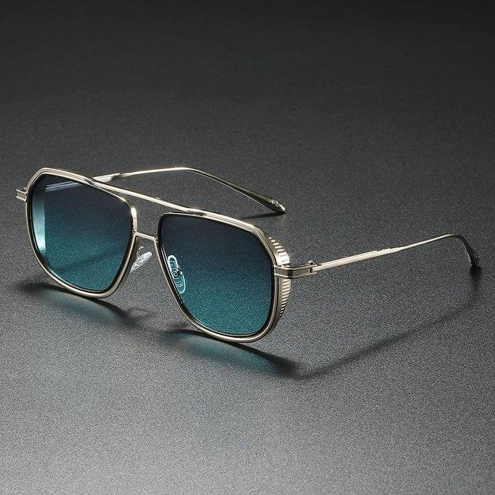 Gafas de sol aviador unisex, lentes degradados y montura metálica. Perfectas para cualquier estilo y protección solar.