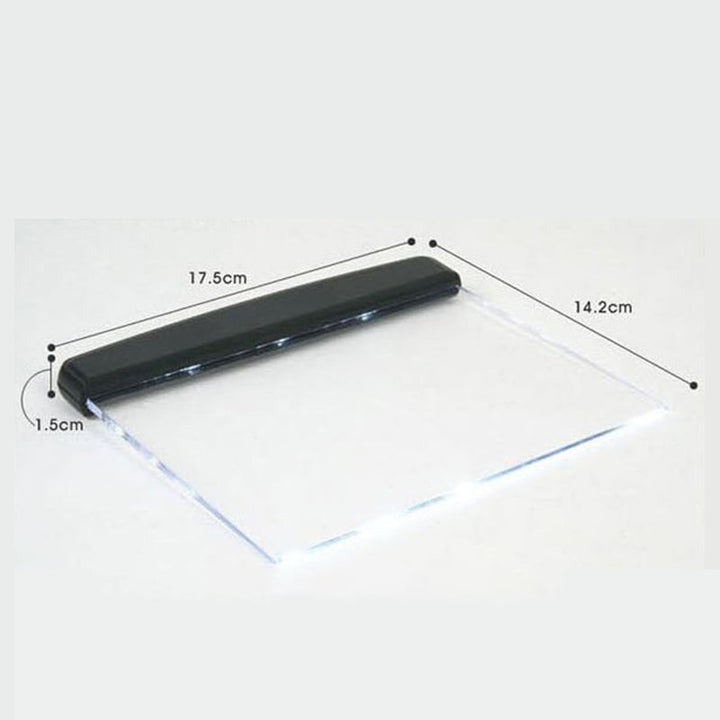 Lámpara LED con clip para libros, luz suave protege vista. Ideal lectura cómoda en cama o viajes.