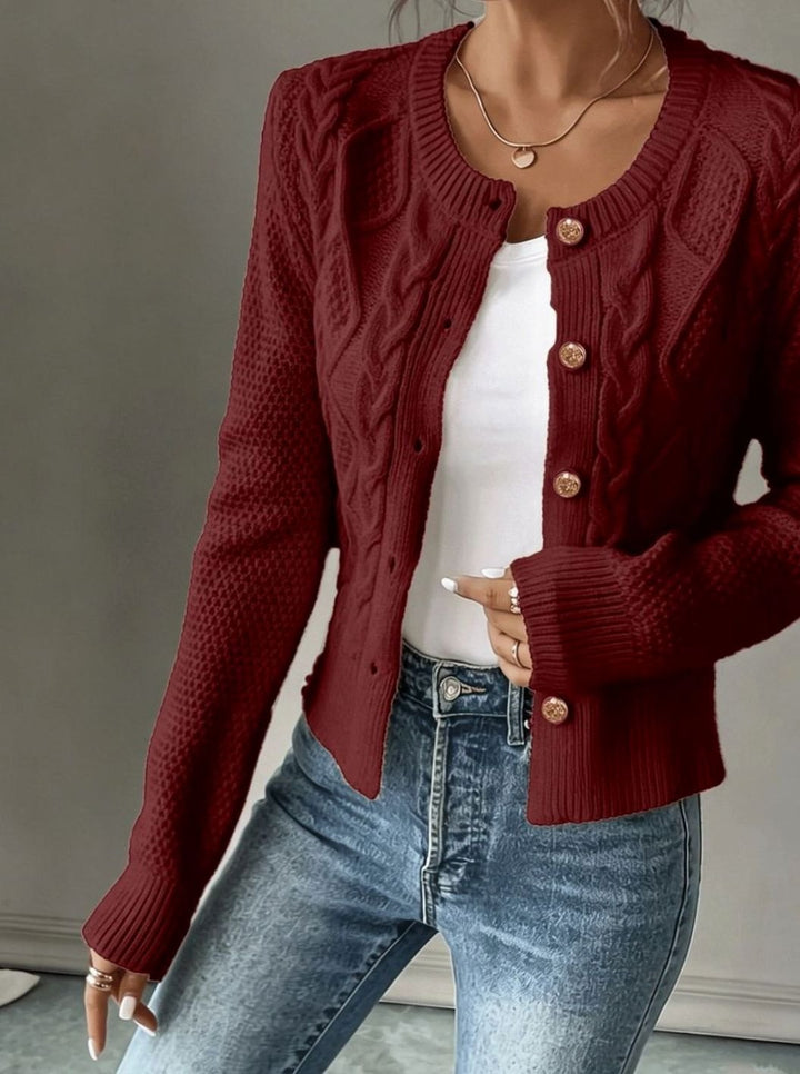 Cárdigan cropped de punto trenzado para mujer, botones, cómodo y estiloso.