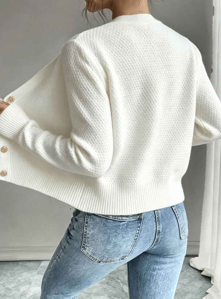 Cárdigan cropped de mujer, trenzado con botones, moda para todas las edades.