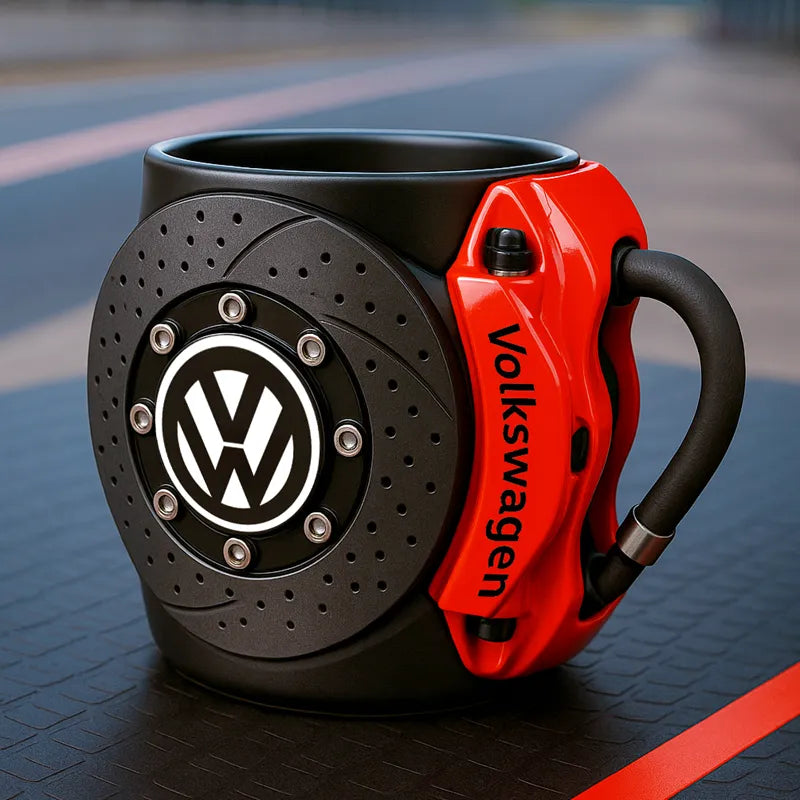 Taza de motor tipo disco de freno, ideal para amantes de la mecánica.
