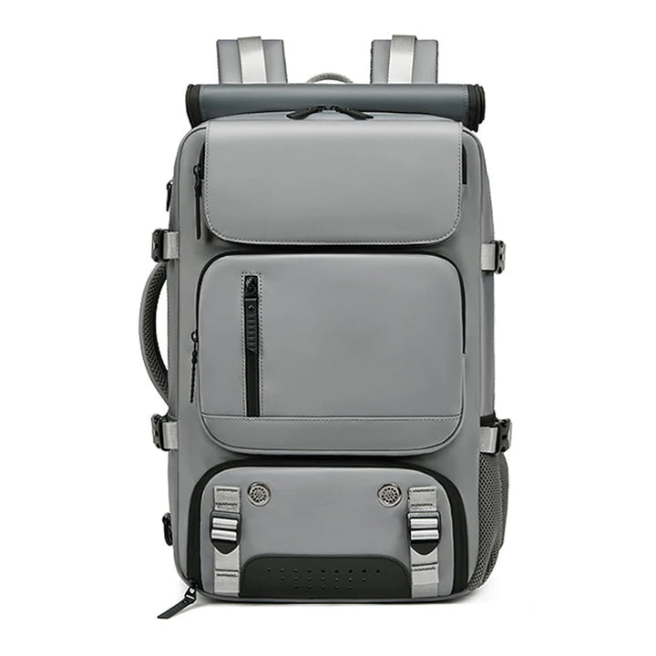 Mochila funcional impermeable con puerto USB y excelente organización, ideal para cualquier tipo de viaje o actividad diaria.