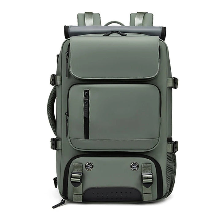 Mochila antirrobo impermeable con diseño inteligente, puerto USB y compartimentos ocultos. Seguridad para tus objetos.