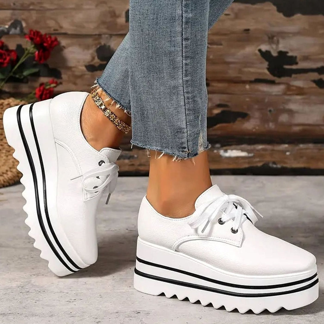 Zapatillas Oxford de plataforma cómodas para mujer, calzado urbano con estilo y tendencia.