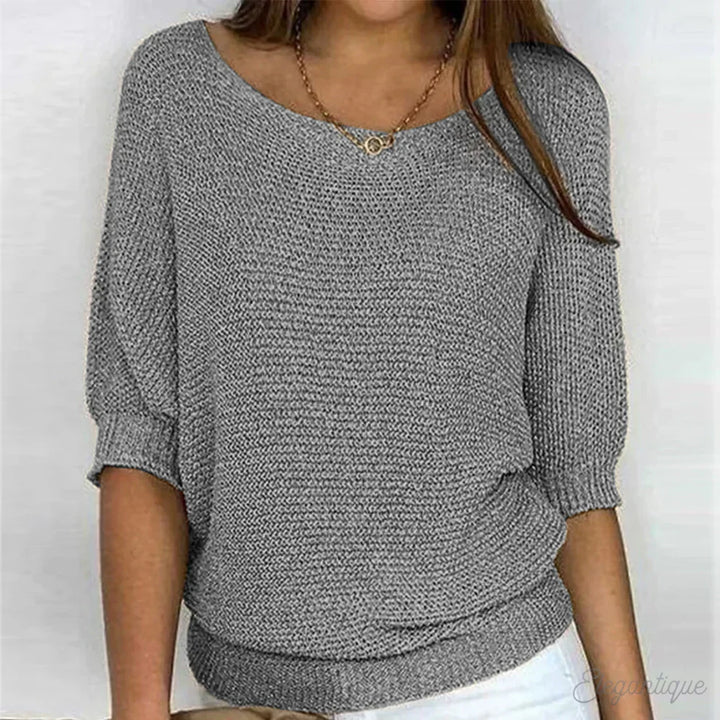 Descubre nuestro jersey de mujer, toque elegante para la moda de invierno. Suave, cómodo y muy versátil.