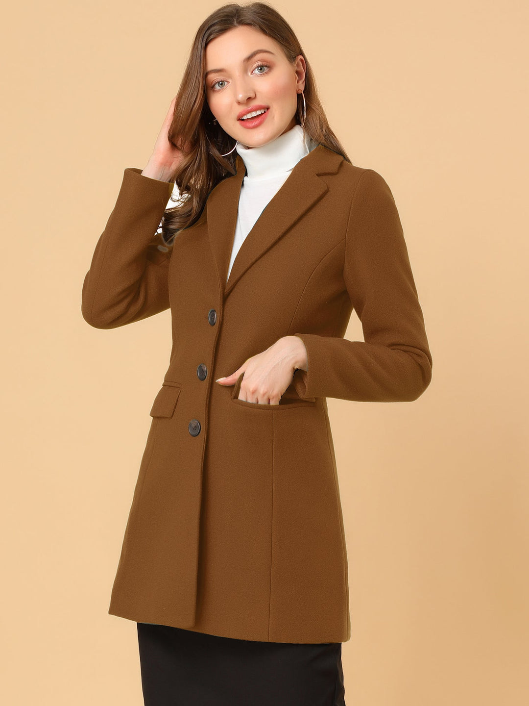 Abrigo largo de invierno clásico, mujer, solapa elegante, perfecto para días fríos.