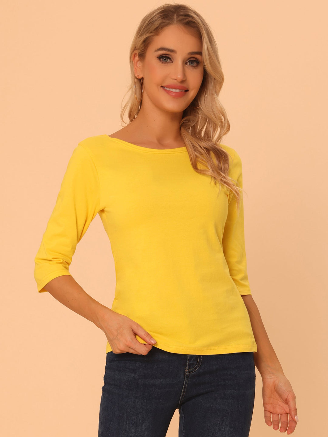 Camiseta LUNARA mujer, manga 3/4. Confort y elegancia. Prenda atemporal y esencial.