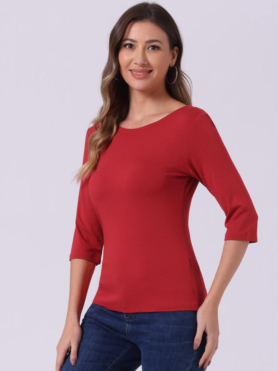 Camiseta LUNARA, manga 3/4. Cuello redondo. Comodidad y elegancia en moda femenina.