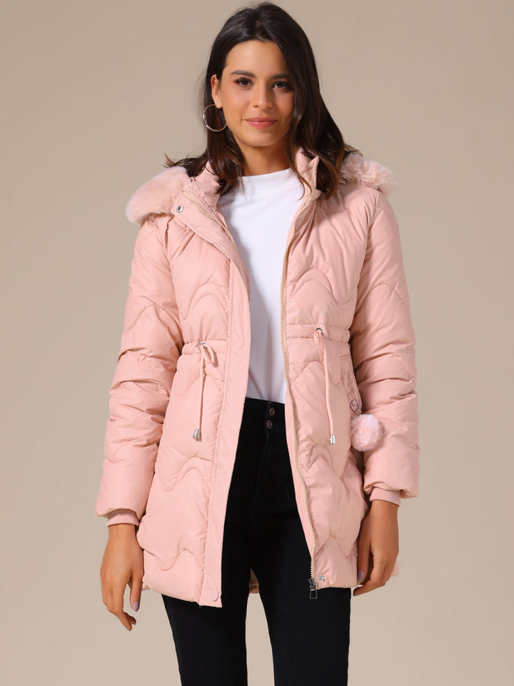 Confortable abrigo acolchado de invierno para mujer, con capucha, estilo y calidez.