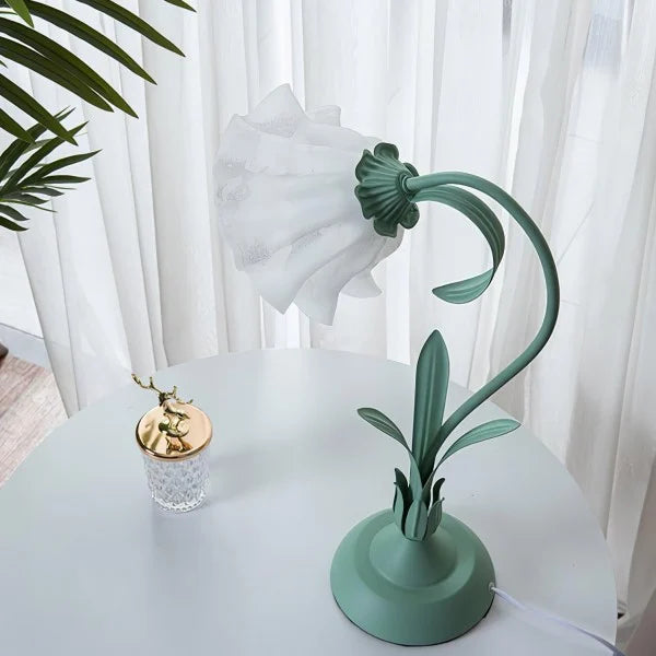 Lámpara de mesa rosa floral retro, brazo ajustable, luz interior para tu hogar.
