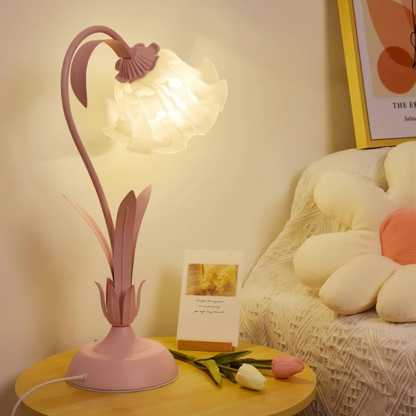 Decoración vintage: Lámpara de mesa floral blanca con brazo ajustable, luz interior.