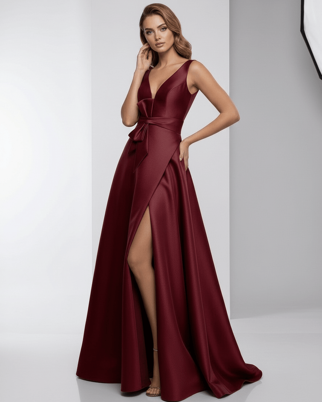 Vestido formal burdeos para mujer, corte A-line, ideal para eventos especiales y cenas de gala.