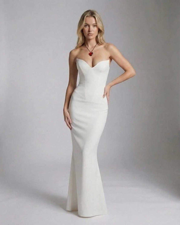 Vestido de fiesta blanco sirena, perfecto para bodas, galas y noches especiales de verano.
