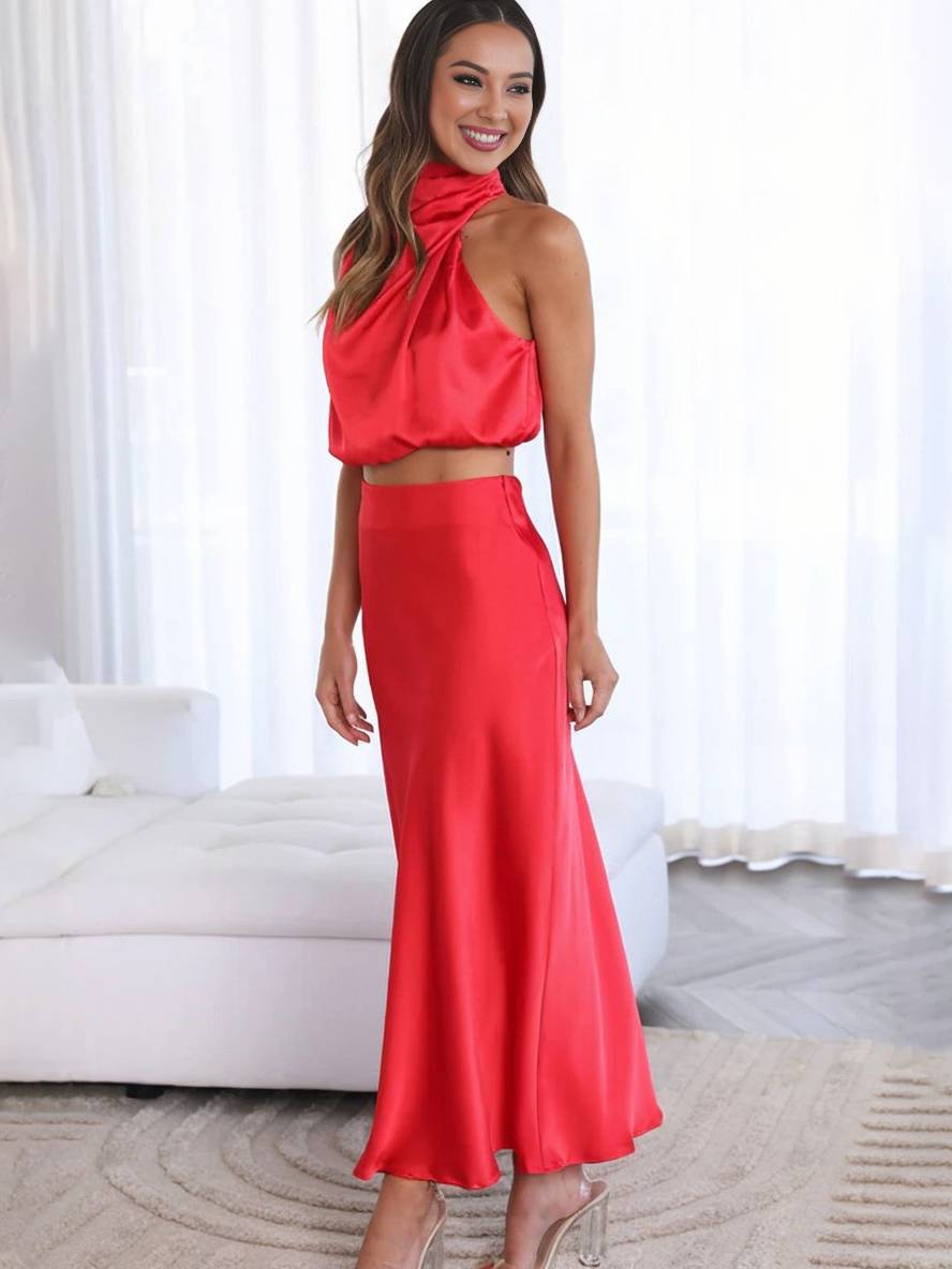 Conjunto elegante halter de mujer, dos piezas, para noche, gala, fiesta de verano.