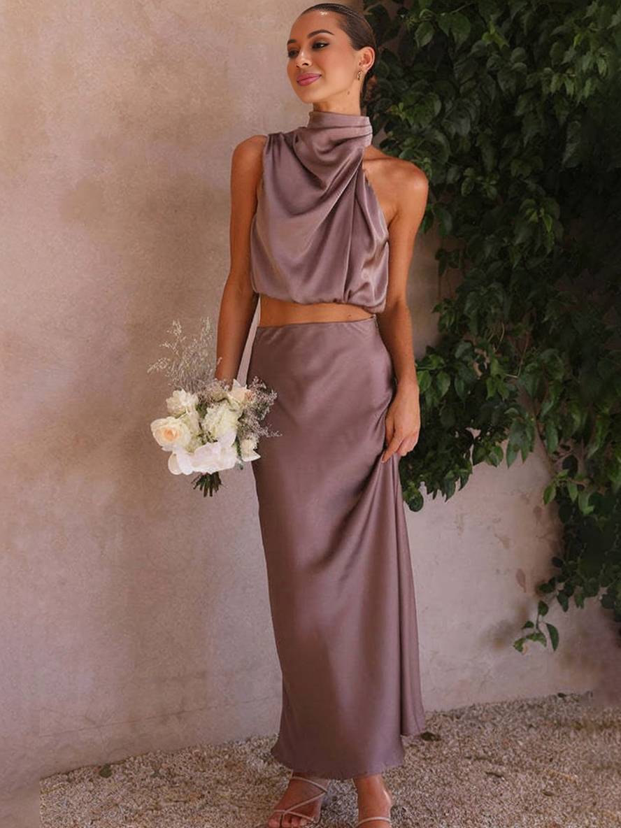 Conjunto sofisticado de noche para mujer, dos piezas halter, perfecto para galas.