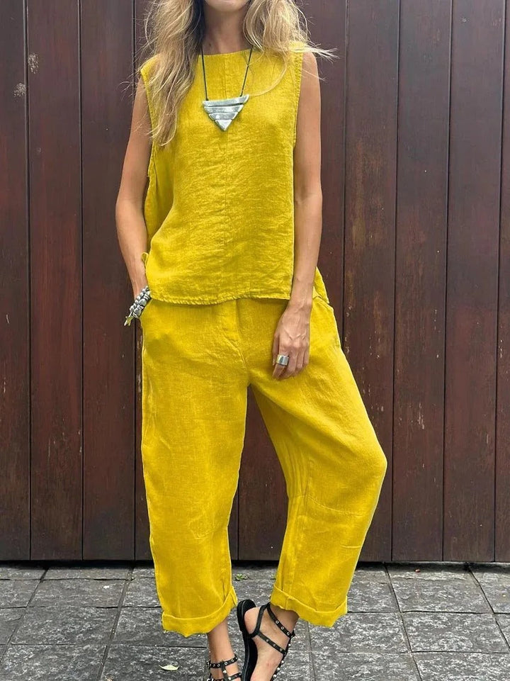 Conjunto completo de blusa y pantalón para mujer. Dos piezas elegantes, atuendo chic y cómodo para primavera-otoño.