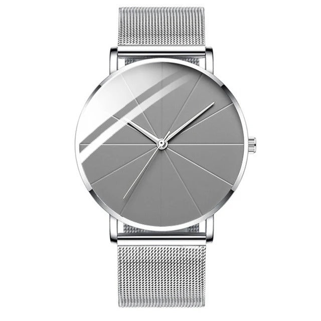 Elegante reloj de hombre, esfera nítida que muestra la hora con claridad y estilo.