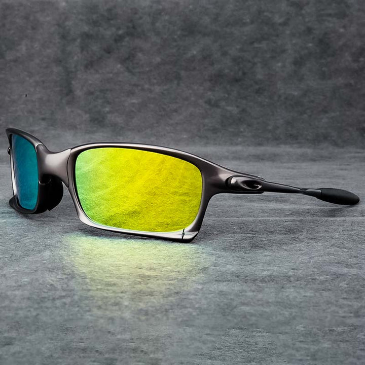 Par de gafas de sol rectangulares unisex polarizadas UV400, esenciales para cualquier viajero.