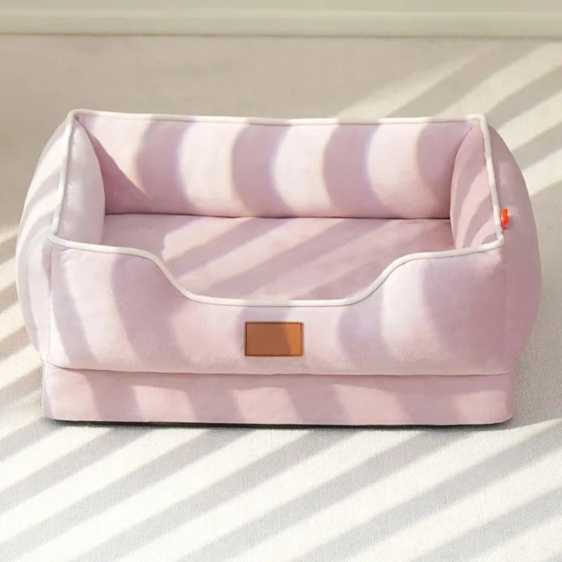 Cama con cojín para mascotas, fabricada en terciopelo suave, perfecta para perros y gatos de todos los tamaños.