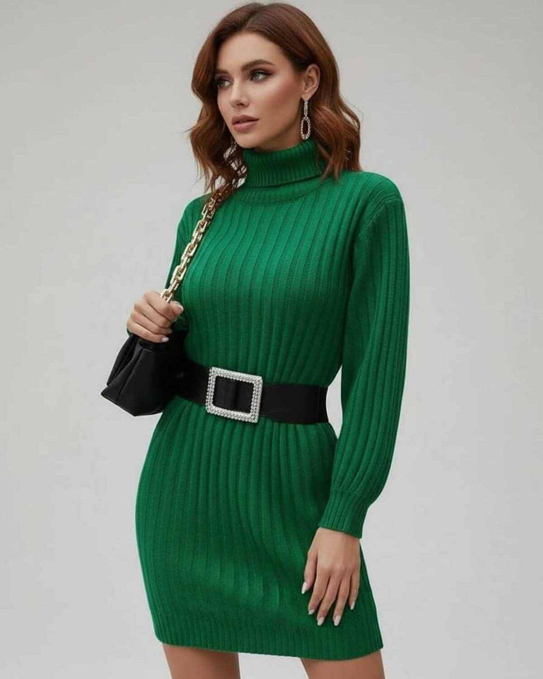 Vestido de mujer Verona estilo mini, diseño rayado, cuello alto. Manga larga para un look elegante y cómodo.