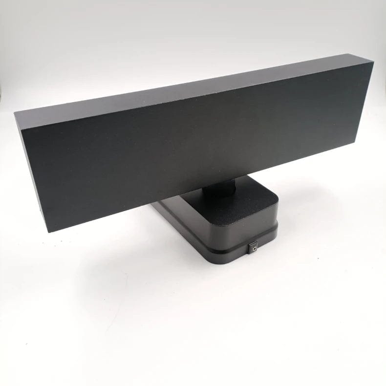 Luminaria LED exterior moderna con sensor PIR y función rotatoria, alta eficiencia, IP65.