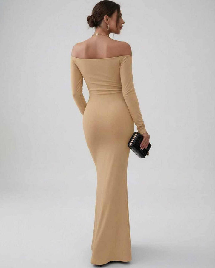 Vestido de noche formal blanco con manga larga y escote off-shoulder. Vestido maxi elegante para mujer.