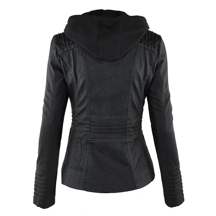 Estilo urbano invernal: Chaqueta de cuero mujer, cortavientos y capucha.