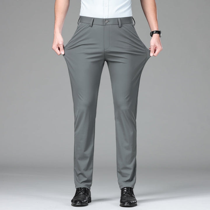 Comodidad y estilo: pantalón chino slim elástico de hombre, ideal para el día a día, moda.