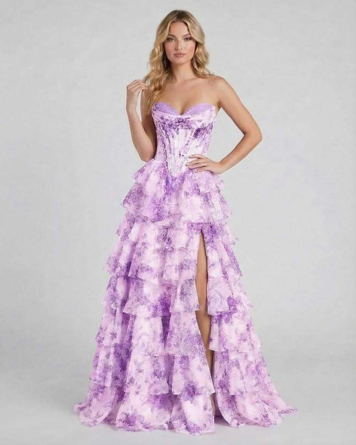 Elegante vestido maxi floral morado para mujer con volantes. Vestido de gala sin mangas, ideal para fiesta.