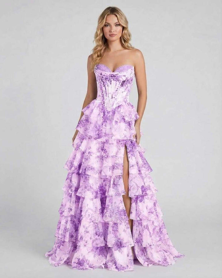 Vestido maxi violeta floral con volantes, elegante para mujer. Ideal para fiesta, noche y ocasiones especiales.
