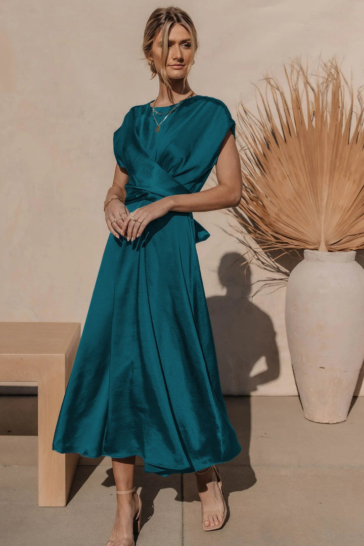 Vestido de noche midi para mujer, Feline Elegancia Discreta, ideal para fiestas y celebraciones.