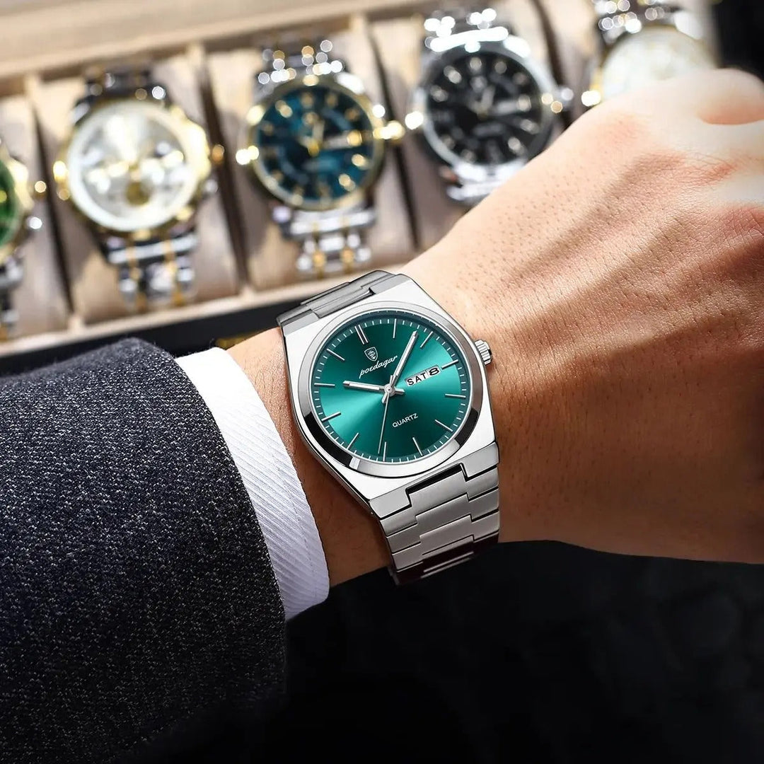Reloj de hombre de acero inoxidable, con cierre desplegable seguro, comodidad y durabilidad para el día a día.