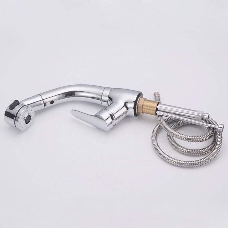 Lujoso grifo de oro cepillado extraíble 360°, ideal para cocinas y baños con estilo moderno.