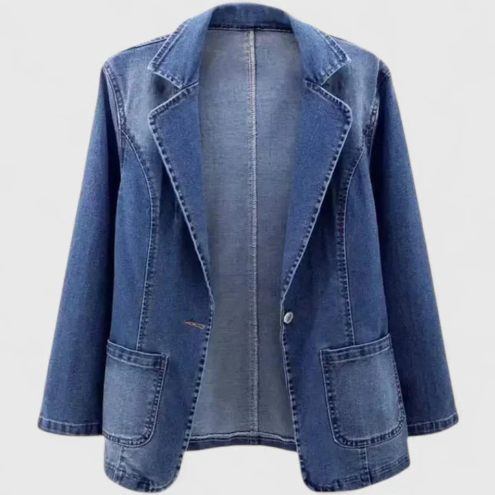 Blazer de mujer azul claro, casual y ligero, con un solo botón y solapas. Ideal para un estilo relajado y moderno.