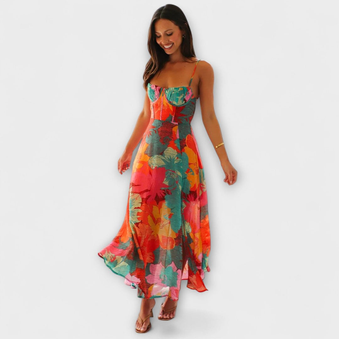 Vestido maxi floral de mujer con escote cuadrado, perfecto para verano. Estilo elegante y casual.